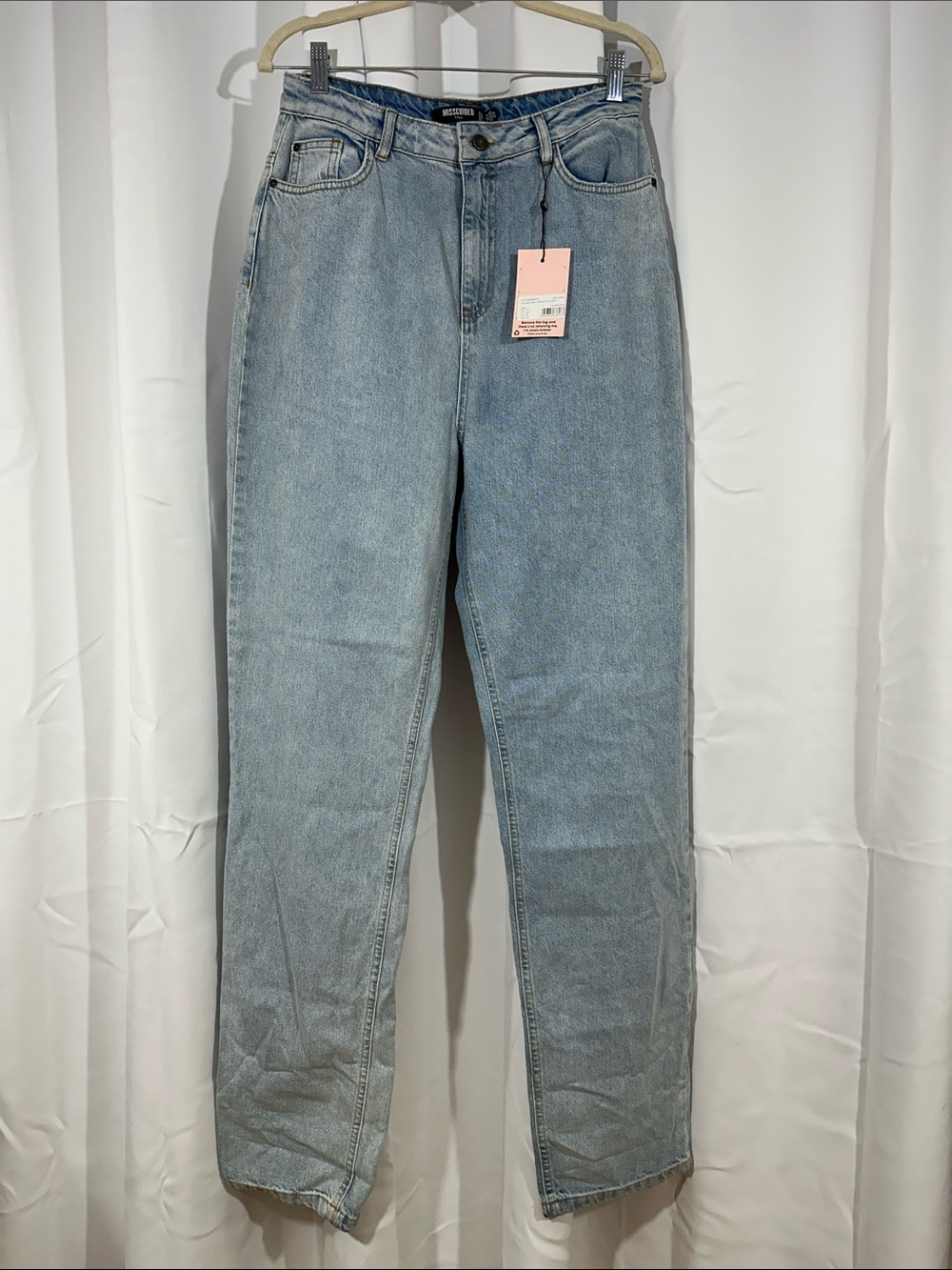 NWT Missguided Tall Raw Hem Straight Leg Jeans Size US 8 Light Wash